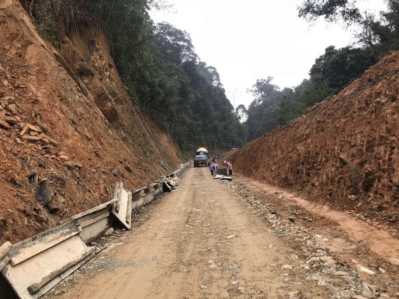 修筑道路